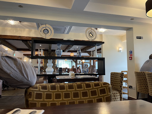 Photo of Vaadi Mediterranean Restaurant - 150 Annesley Rd, Hucknall, Nottingham NG15 8AY